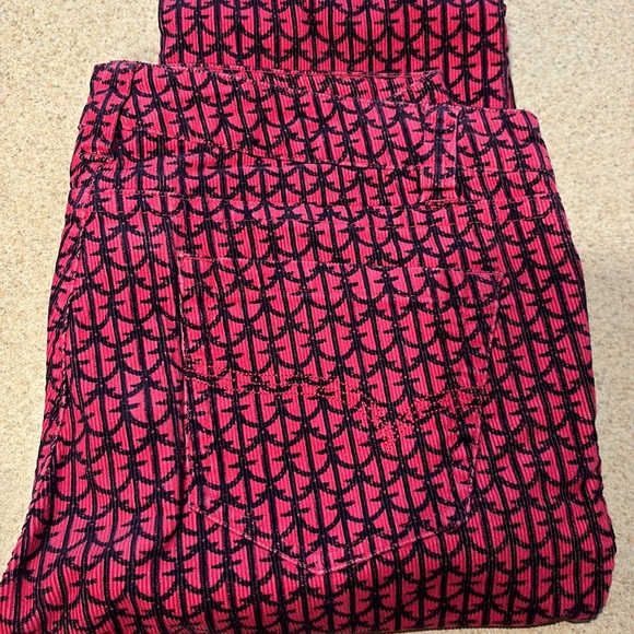 Vineyard Vines corduroy bundle size 6 - Picture 2 of 16